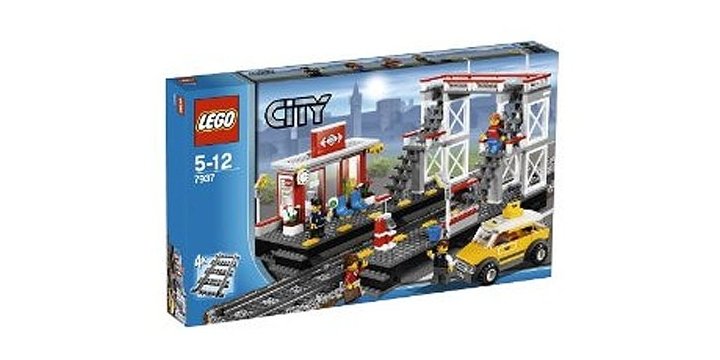 Lego City Train Station Â£26.55 @ Amazon